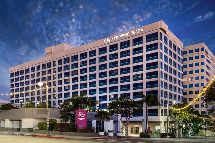 Why Crowne Plaza Los Angeles Harbor Hotel is the Best Stay in 2024